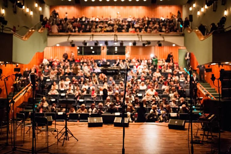 Koncert Wielkiej Orkiestry Świątecznej Pomocy w łódzkim Teatrze Nowym